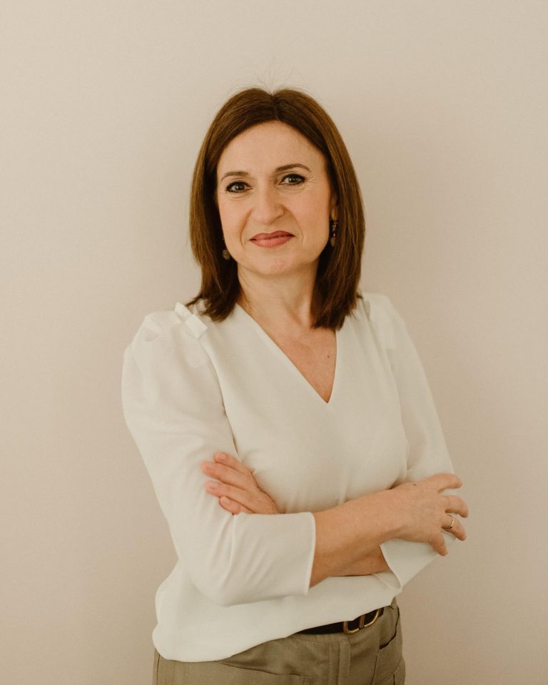 Instagram post from marinapalacios.estudio. This post is in position 3.